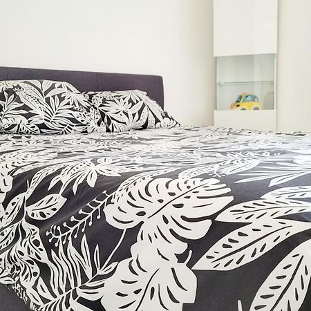 Beau Regard Apartment เบอซองซง ภายนอก รูปภาพ