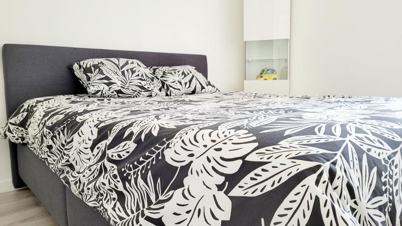 Beau Regard Apartment เบอซองซง ภายนอก รูปภาพ