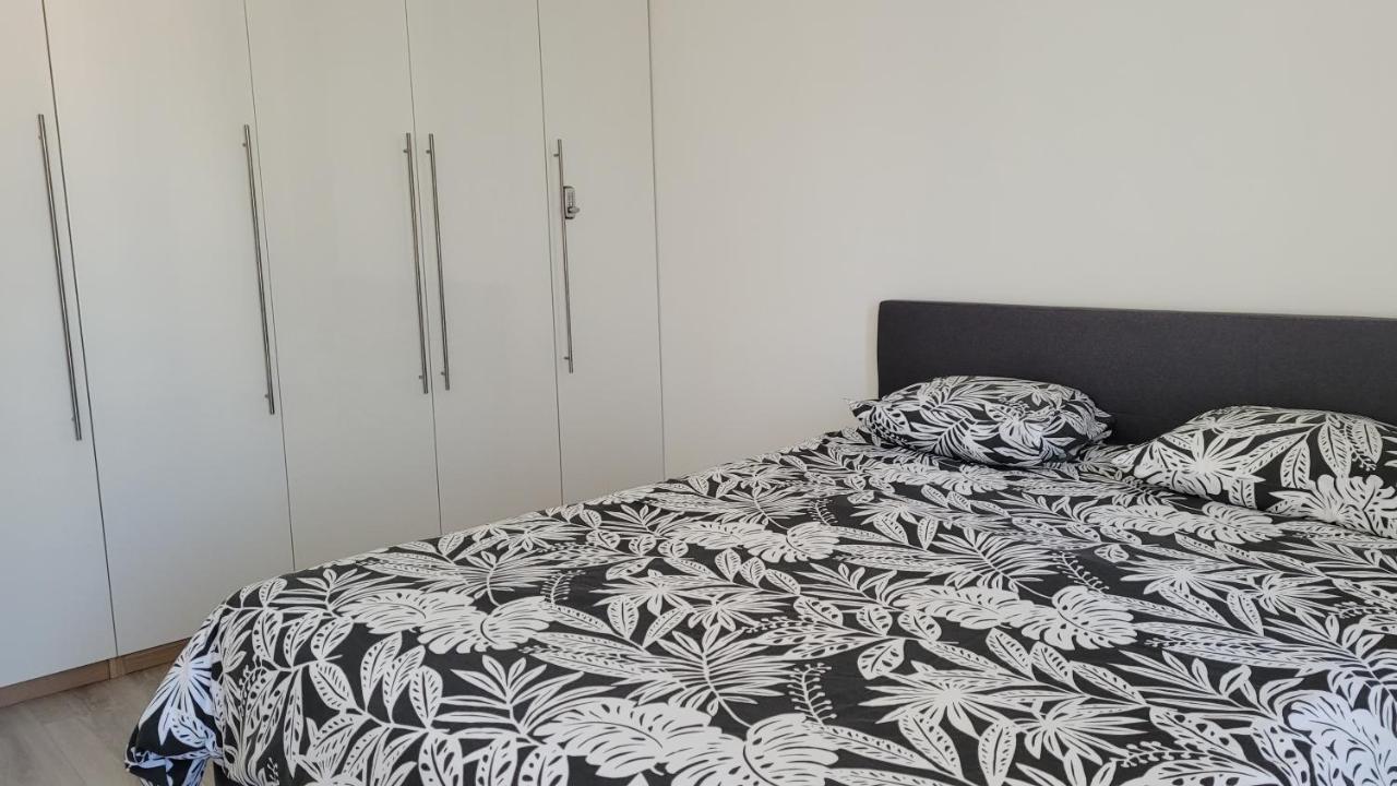 Beau Regard Apartment เบอซองซง ภายนอก รูปภาพ