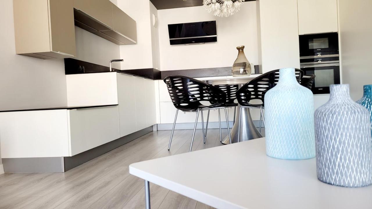 Beau Regard Apartment เบอซองซง ภายนอก รูปภาพ