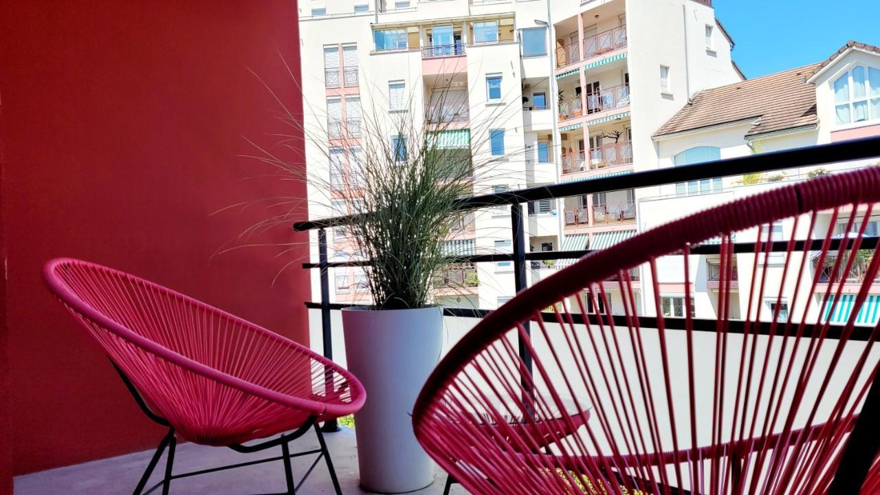 Beau Regard Apartment เบอซองซง ภายนอก รูปภาพ