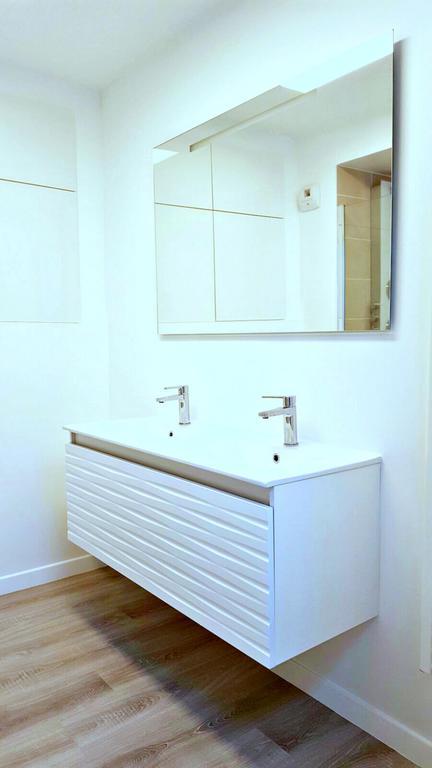 Beau Regard Apartment เบอซองซง ภายนอก รูปภาพ