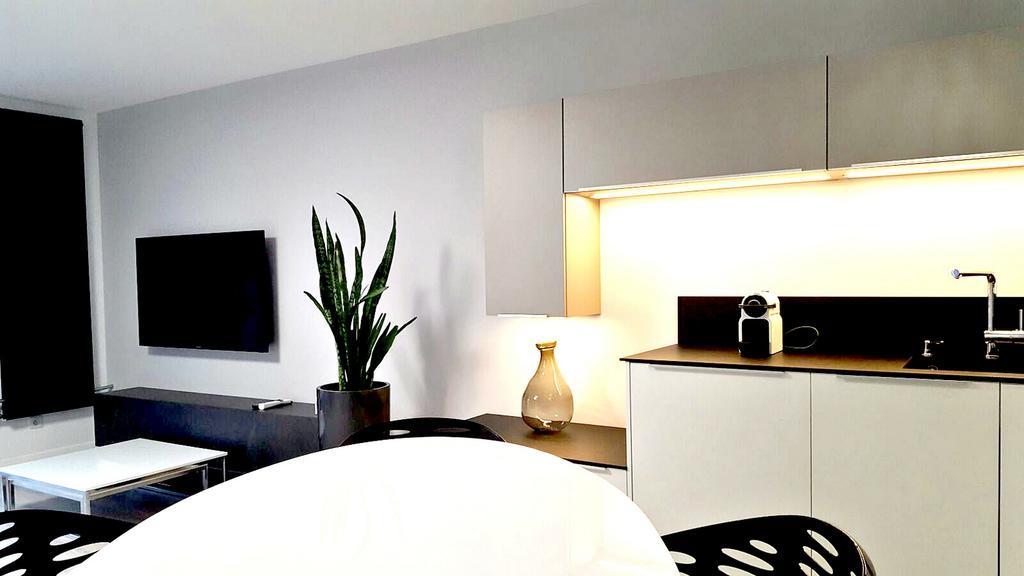 Beau Regard Apartment เบอซองซง ภายนอก รูปภาพ